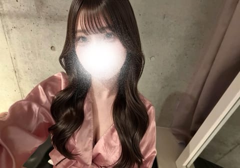 おはようございます💕
本日17時〜23時池袋エリアにいます♡
ラスト枠の80分以外全て🈳アリです！
お早めのご予約ありが