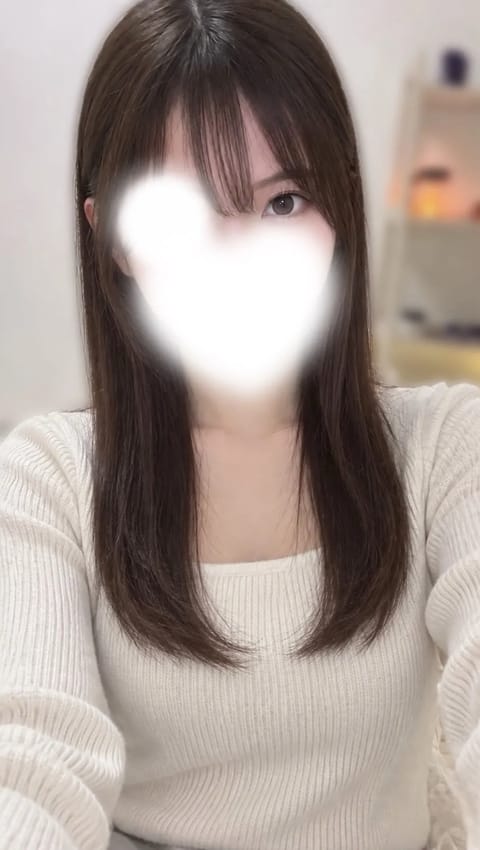 本日22時まで出勤です♡
お兄様方お待ちしてますっ♡
