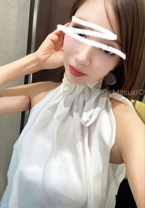 夏あそびっ🍧🍉👙

関西に居てます&来られる予定はありますか？

出勤日 追記してます🤍🩵