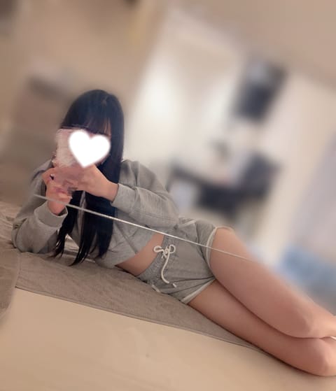 こんばんは！🌙

最近X見てきました！とか写真見たよ！とか言ってくれること増えて嬉しいです！😭ありがとうございます！🌸
