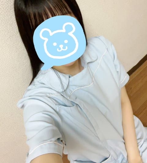 出勤🫰🏻💗

暑いからぜひ涼みにきてね🧊

17時までだよ🌱𓂃 𓈒𓏸
