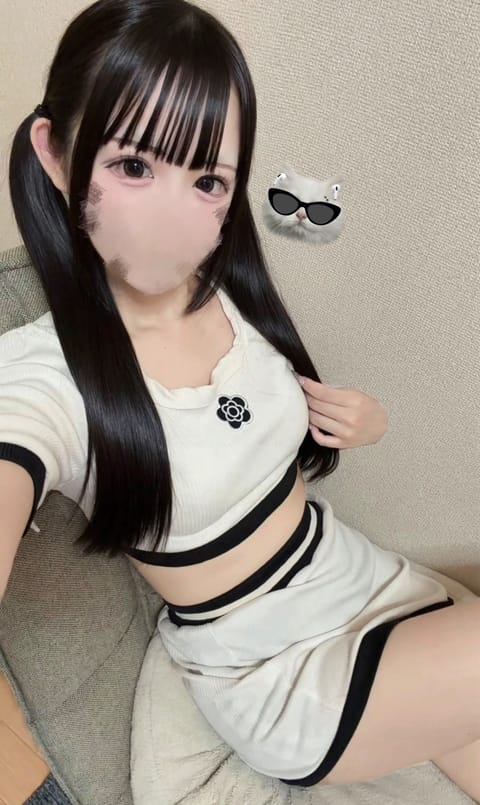 今日11-21で出勤だよ〜(〃ω〃)
お誘い待ってます😊✨️