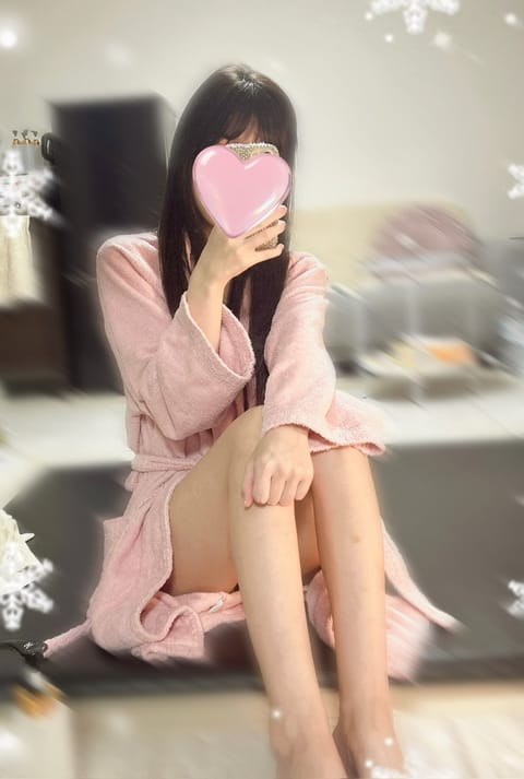 🎀本日の空き枠🎀

18時半〜🈵
20時15分〜🈳
22時〜🈵
23時45分〜🈳

残り2枠のみになります💭💕

すみか