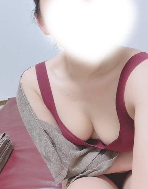 もう6月が終わってしまいますね👀💦💦
暑い中皆さまいかがお過ごしでしょう😌💖

当日のお知らせでごめんなさいー😭💦

2