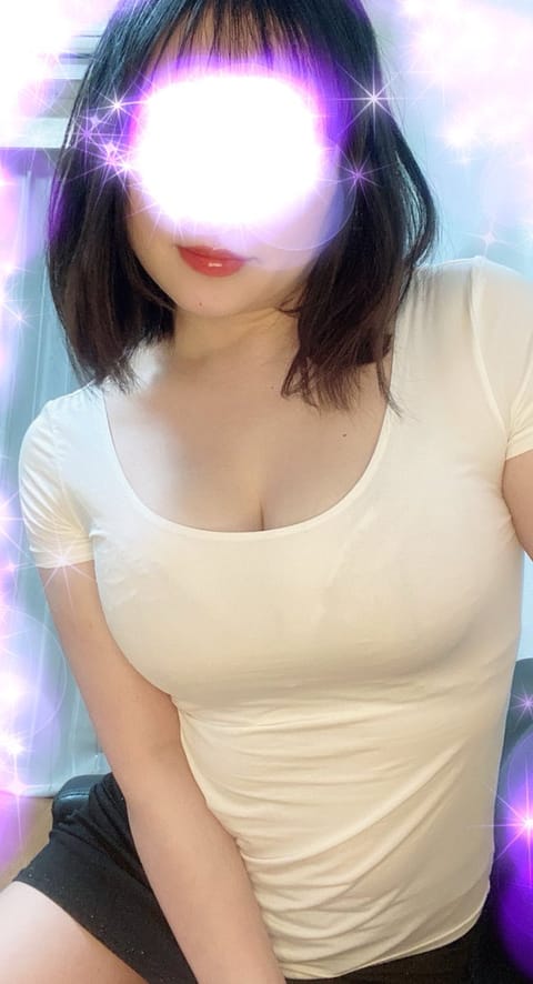 *･゜ﾟ･*:.｡..｡.:*･'･*:.｡. .｡.:*･゜ﾟ･*

本日💜22〜5時💜出勤予定🦩💕

*･゜ﾟ･*: