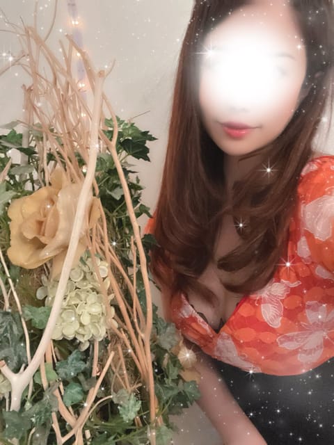 本日🈵ありがとうございました😊✨

ずっと楽しみにして会いに来て下さったお兄様達に感謝です✨✨

明日まだ🈳ありますので