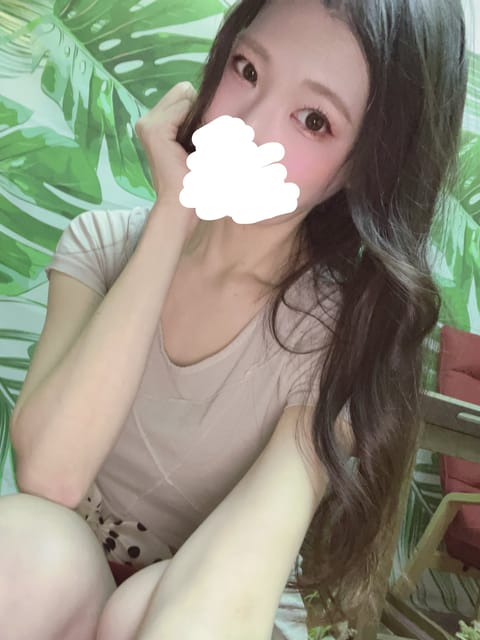 おはようございます☀️
ゴールデンウィーク終わっちゃいましたね😭

今日も元気に出勤です💕🩷
お待ちしております🐣🤍
💜