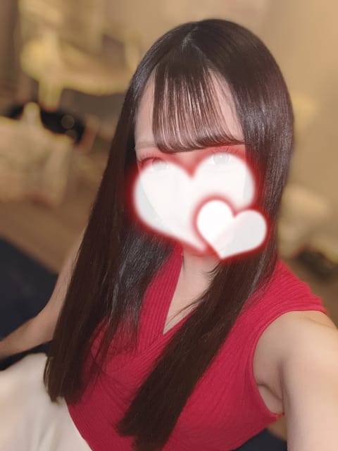柏木出勤してます💁🏻‍♀️

昨日はメンエス初めてのお兄さんが多くて新鮮でした️🫧 土曜日是非ゆっくりしに来てくださいね