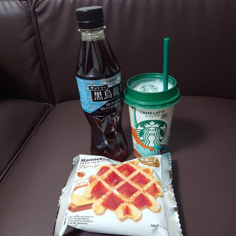 Ｙ様、今日は出張帰りに会いに来て下さり有難うございました。(❁ᴗ͈ˬᴗ͈)
お仕事が趣味なんてかっこいいですね～
帰り眠