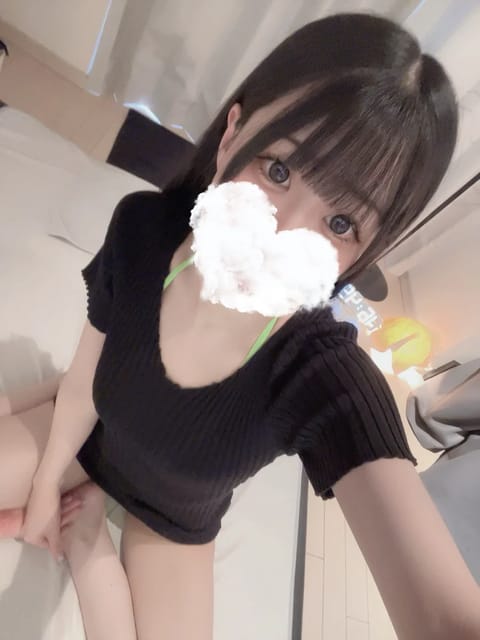 こんにちは花咲よるです𓂃🥀𓈒𓏸
大宮出勤しました👊🏻( ¨̮💪🏻)
22時までいます！