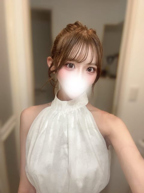 はじめまして♡

7/8~11の4日間ゴールドクラウンさんでお世話になります♡

なみです♡

秘密のドキドキ時間を一緒