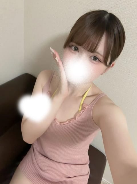 こんにちは！みゆです🎀

今日は21:00〜5:00まで出勤してます！
スタートからご予約ありがとうございます✨
最短2