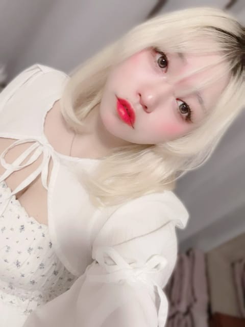 昨日も🈵ありがとうございました🙏☺

本日も恵比寿に出勤です❣️
✨️23:00-9:00✨️

30日 恵比寿
✨️2