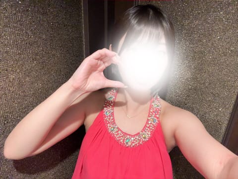 こんばんは⚆⚆ ˊ˗

またまたお久しぶりになってしまいました💦

明日21:00~5:00出勤します🐰⸝꙳.˖

今月