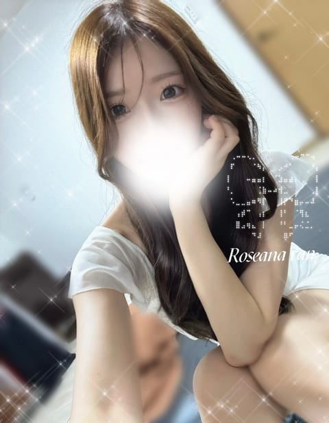 本日GWラスト出勤🤍
19-5ルームいます🙂‍↕️✨
ご予約はdmにてお待ちしています🎀