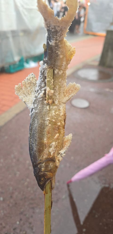 三連休あけ！
立ち上がれ社畜共！！

鮎の塩焼きうまかったなぁ