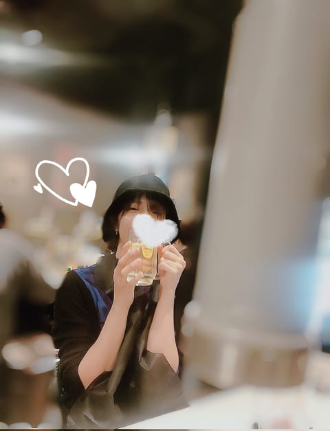 定期生存報告
幸せそうにハイボール飲んでます
映える生活してなくて(՞  ܸ. .ܸ՞)︎
出勤日決まったらお知らせしま