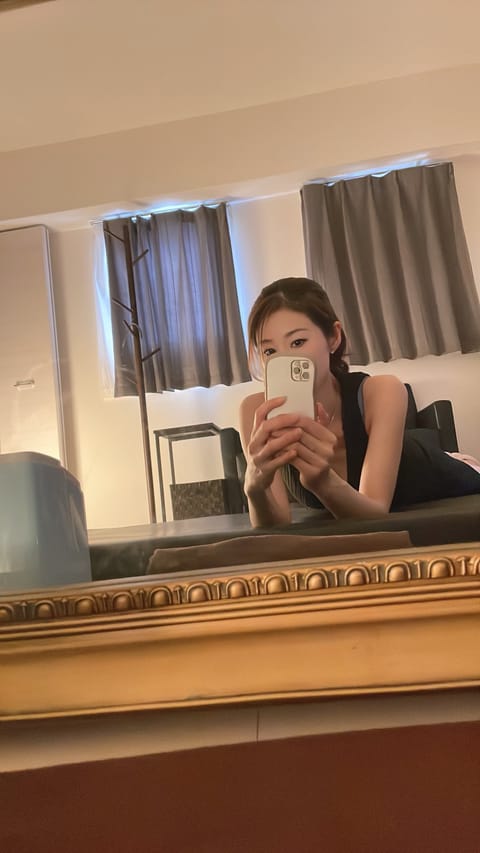 今日は私の好きな堺筋本町ルームです♥️
ここのお部屋は綺麗でマットも広々✨

朝イチのお客様に肌キレイって褒められて
1