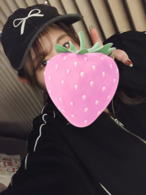 こんばんは！

本日所沢ルームいます！

寒いですがお部屋温めて待ってますのでよろしくお願いします〜！