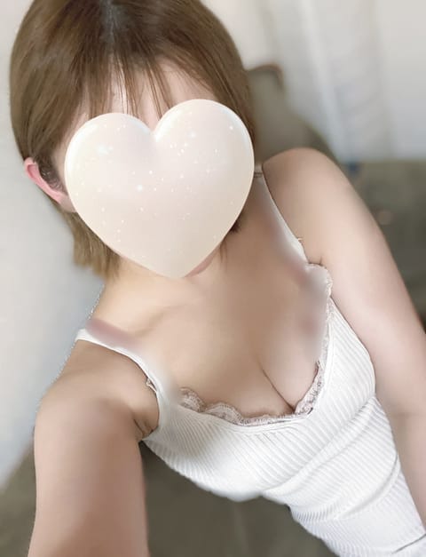 6月12日(金)は、
13:30〜17:00です🈳💝
短いですがお待ちしてます(ˊ⸝⸝o̴̶̷   o̴̶̷⸝⸝ˋ)🎂
