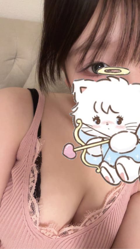 新大阪ルームにいます𐔌՞ִ      ՞𐦯

寒いのでお部屋暖かくしてお待ちしてます🎀