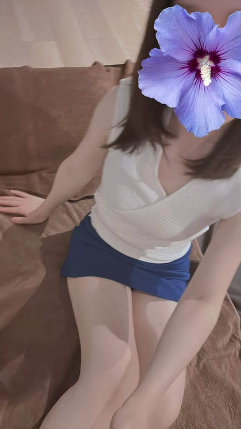 本日、明日と【新町】ルームです❄️
17時〜23時

インフル流行ってるので手洗いうがい忘れずにされてくださいね👀✨
ル