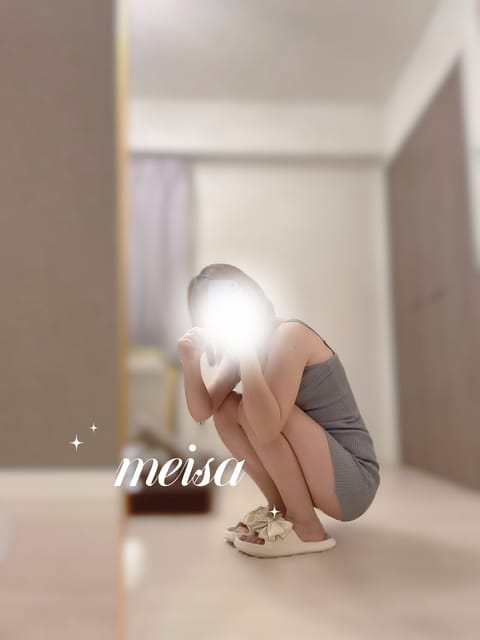お久しぶりです🍒
本日最短21時頃です🫶🫶
久しぶりの本指名さん楽しみにしてる😚
25時までお待ちしてまーすっ🩷