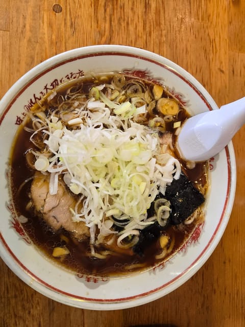 休みの日ににんにくドバドバの五作ラーメン最高！！
明日のこと考えないで入れちゃった😍