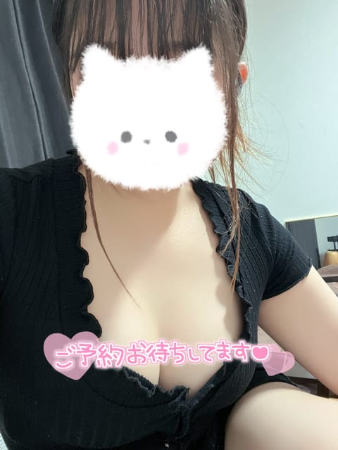 こんばんは😊🌙
本日安城ルーム19時~0時出勤です❕

今週は今日のみ出勤なので
ぜひ会いに来てください🫶🏻
お待ちして