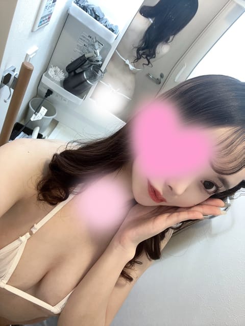 明日@platina_ksgy  越谷にいます💞

週末お仕事終わりのお兄様もお休みのお兄様も濃厚マッサージでゆったりし