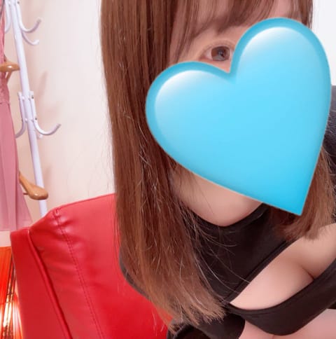 🆕の北川です☺️本業の都合上たくさんは出勤できないのですがその分出勤時は会いに来てくれたら嬉しいです…！みなさまよろしく