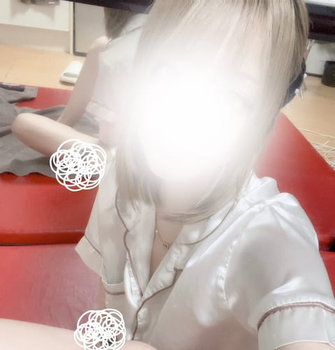 あけおめです🎍

12月30日から熱を出し、あまり良くない年明けでした🤒
絶対いい1年にしてやる~.ᐟ.ᐟ

今日出勤予