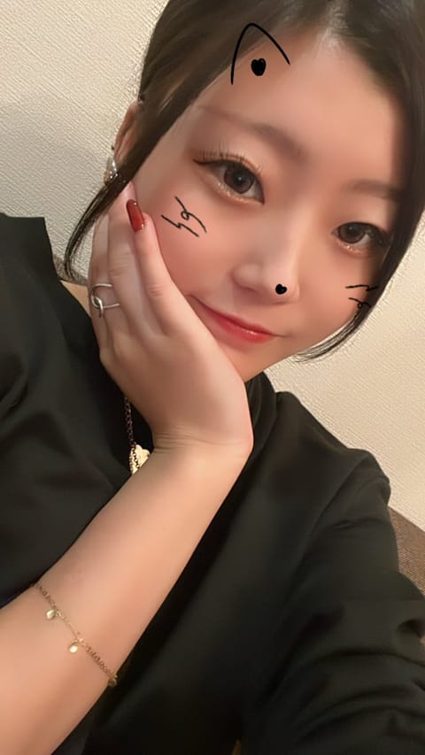 最近Xさぼってたぁ💦
みんなごめんねぇ🥹
出勤情報だけでも載せときます😖

12月6日    15時〜24時
12月7日