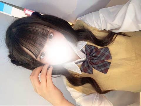 出勤してます👼🏻🪽

16:00〜17:20🈵
最短 17:40〜🈳

昨日お祝いしてくれたお兄さんありがとうございまし