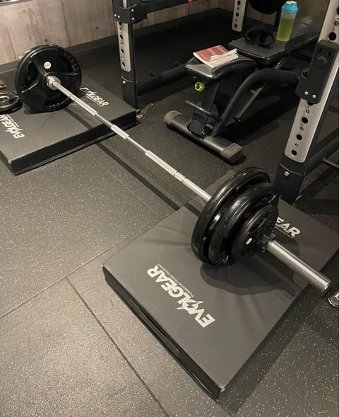 背中の日最近はどんどん重量更新していくのに徹してます🏋️‍♀️
100スタートきつかったけどやりきった🔥
お客様とトレー