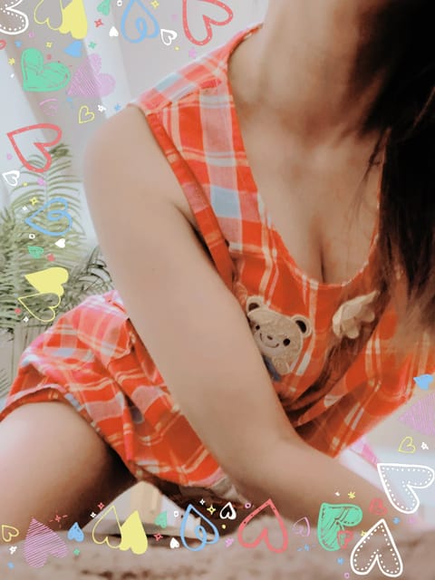 おはようございます☺️
昨日は遅い時間までありがとうございました💗

今日は10:00〜20:30登園です🤗
お待ちして
