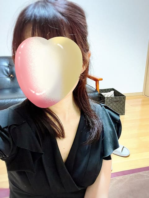 こんにちは🤗🌸
日中はほんっと暑くなってきましたね✋
ゆっくり出来てますか？☺️

🌸今日20日(日)21時～翌朝5時出