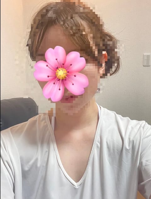 本日も麻布十番で出勤しています🌸
15:20まで受付してます🙆‍♀️
ぜひ癒されにきてください♡