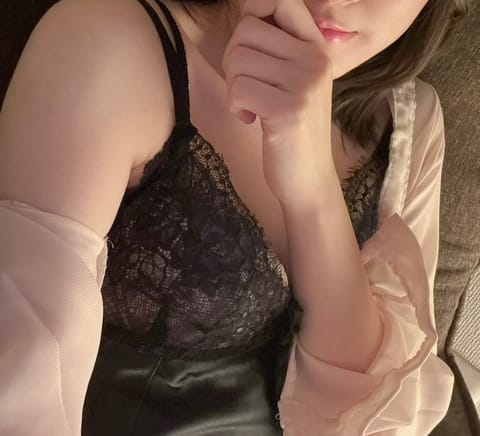 初めまして💓アロマモデスト 一ノ瀬なのです🌷💓
2/11💖練馬 11時〜16時
2/14🍫練馬 11時〜21時
の出勤予