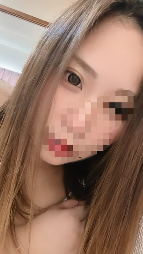 出勤してまーす☺️✨

空きあるので
連絡してねー🥺❤️

さーみーしーなー🥺