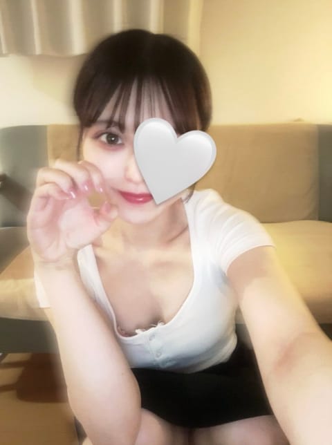 こんにちは🧸🤍本日15時〜22時です^^
1月も終わりいよいよ2月🥺あっという間
１ヶ月が経ちいよいよ本格的な冬って感じ