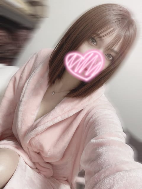 まお出勤🏠

今日は戸田エリアに【15時～翌5時】
までいます👌🏻 -︎
戸田でどんな素敵なお兄様に
会えるか楽しみです