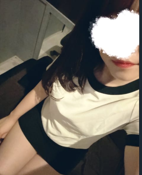 本日もありがとうございました❣️
終了しております🥺
🈵枠嬉しかったです^ ᴗ   ᴗ ^💓
ご案内できなかった方申し訳