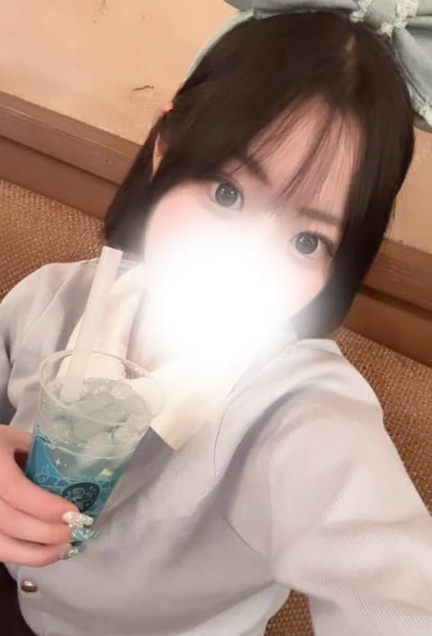 よりみち辞めてないです！！！！

4月5月色んなことがあって全然出勤できなくてごめんね💦

来月からは毎週出勤できると思