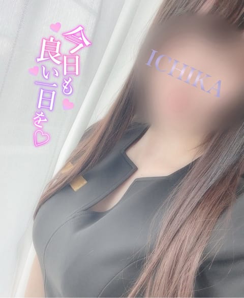 今年最後🕯𓂃𓈒𓏸︎︎︎︎⁡
癒しで2025年を締めくくります♪

最近プクプクしてきたので
来年こそは…🫣笑 
でもその