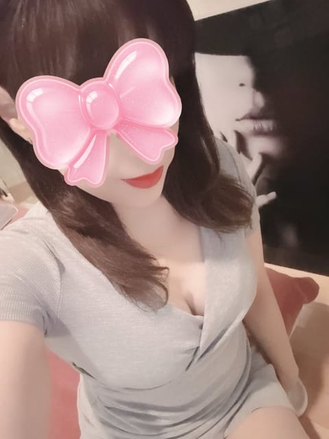すっかり雪景色❄️ですね。
めちゃくちゃ寒い🥶🥶
本日24時まで荻窪北口ルームでお待ちしています❣️

そして来週は、
