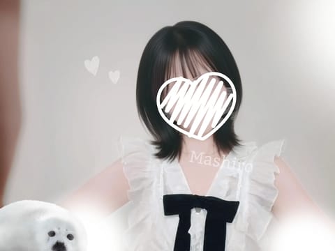 最近お風呂上がりにストレッチするのにハマってるよ🤍🧘‍♀️✨

体がほぐれて✨いつもよりぐっすり寝られる気がする💭🌙