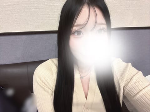 こんばんは🌛

京都駅で2時半までいてます！
ご都合合うお兄様お待ちしてます🥺