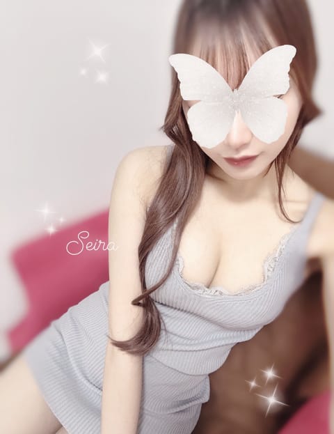 ❗️ お知らせ❗️

明日、5/29（水） 14:00〜20:00頃まで出勤します~😼✧

早い時間にいるのめっちゃ珍し