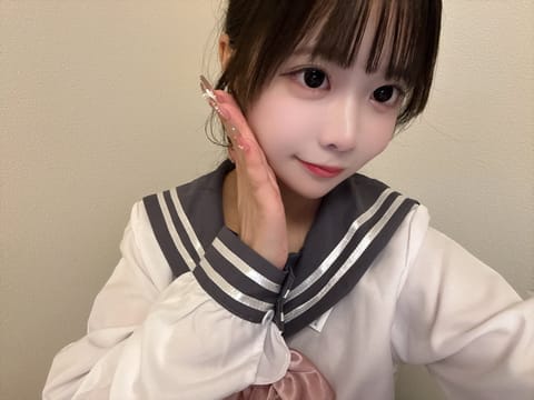 セーラー服きた、꒰՞> · <𓈒՞꒱🍰💗✧